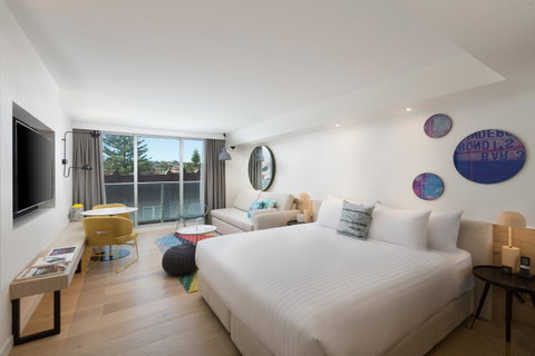 QT Bondi - Tourism Adelaide 4