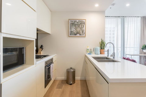 Sydney CBD Modern 2 Bedroom Apartment + Free Car Parking - Tourism Adelaide 20