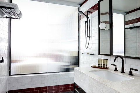 Kimpton Margot Sydney, An IHG Hotel - Tourism Adelaide 11