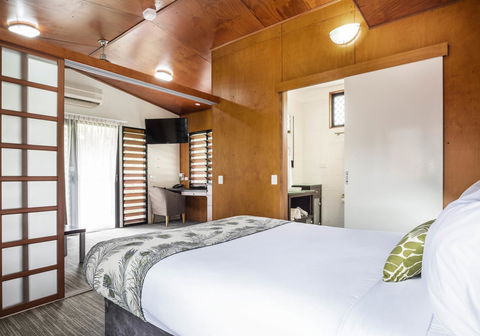 Mercure Darwin Airport Resort - Tourism Adelaide 4