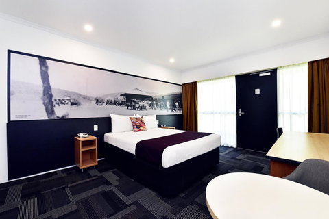 Mercure Alice Springs Resort - Tourism Adelaide 17