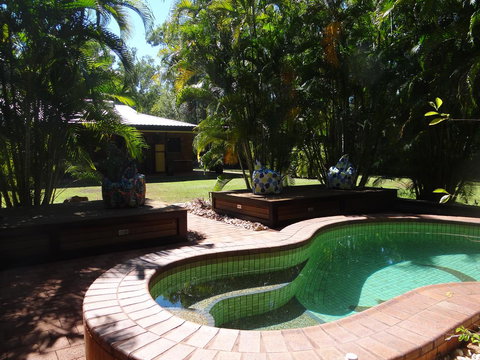 DARWIN'S SHADY ACRES RETREAT - Tourism Adelaide 12