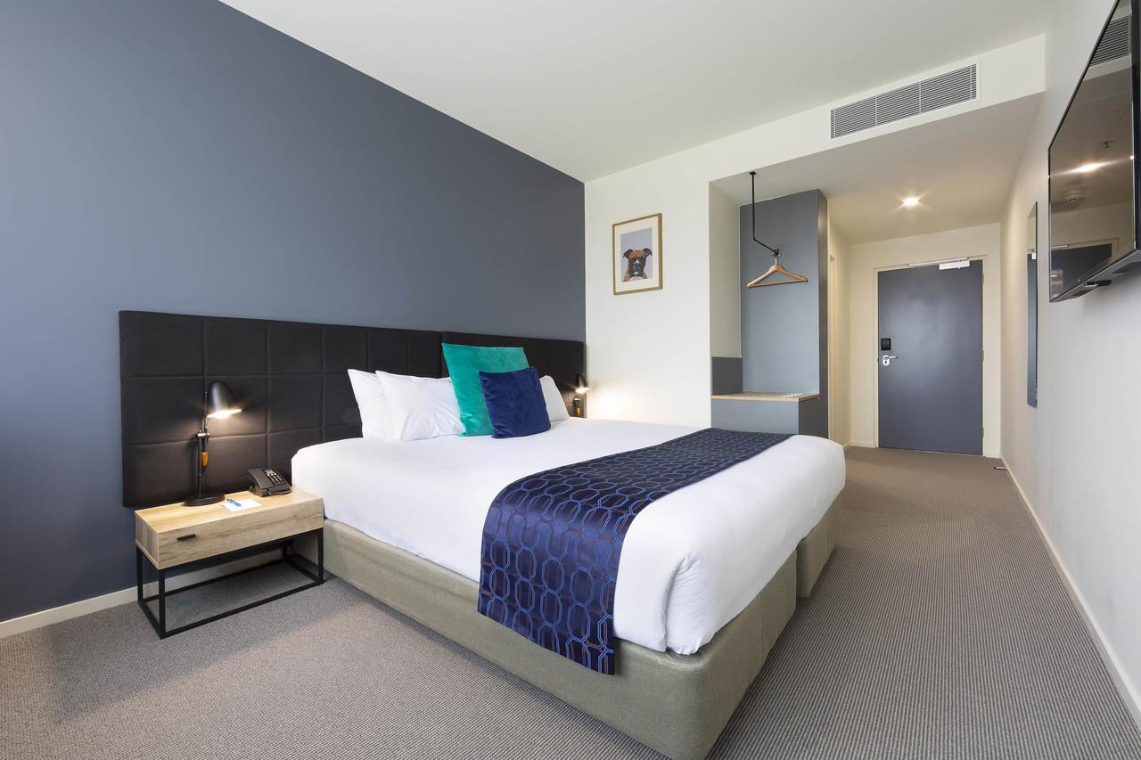 Braddon ACT Tourism Adelaide