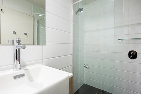 Mantra MacArthur Hotel - Tourism Adelaide 18