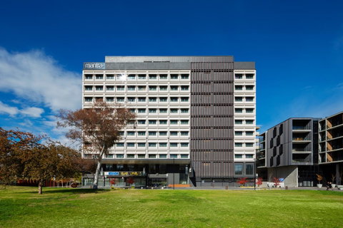 Mantra MacArthur Hotel - Tourism Adelaide 11