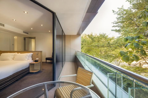 Crowne Plaza Canberra, An IHG Hotel - Tourism Adelaide 36