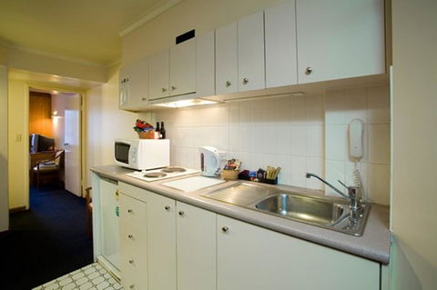 Madison Capital Executive Apartments - Tourism Adelaide 5