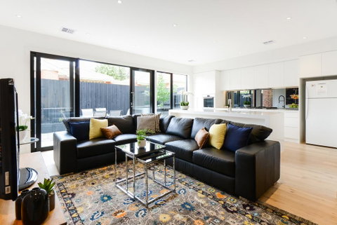 Boutique Stays-Murrumbeena Place 1 - Tourism Adelaide 0