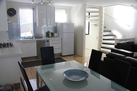 Boyd Sea View - Tourism Adelaide 3