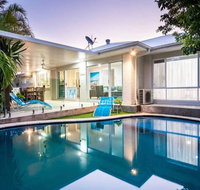 Broadbeach Waters Home With Private Pool - Tourism Adelaide