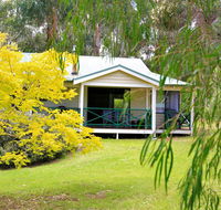 Bushy Lake Chalets - Tourism Adelaide