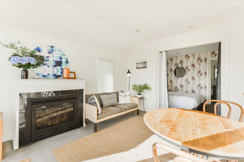 By The Seaside - Tourism Adelaide 2