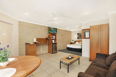 Caboolture Riverlakes Boutique Motel - Tourism Adelaide 1