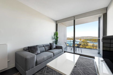 Canberra Luxury Apartment 5 - Tourism Adelaide 0