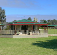 Carolynnes Cottages - Tourism Adelaide
