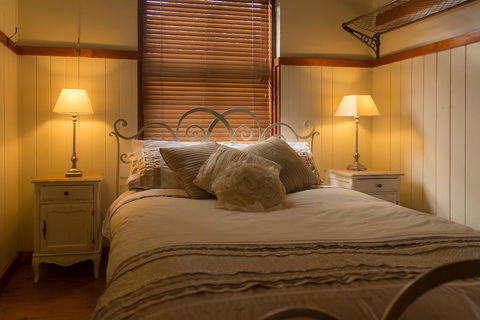 Celestial Dew Guest House, Day Spa, Retreat - Tourism Adelaide 1