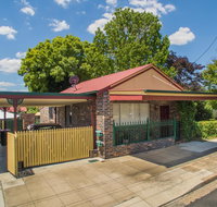 Central Armidale 2-Bedroom Apartment - Tourism Adelaide