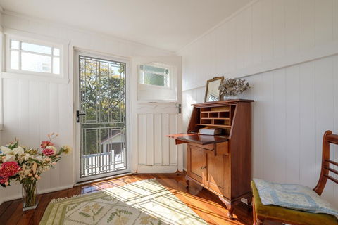 Central Cottage - Tourism Adelaide 3