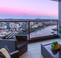 City Sky Home in Africa - River  Story Bridge Views - Tourism Adelaide
