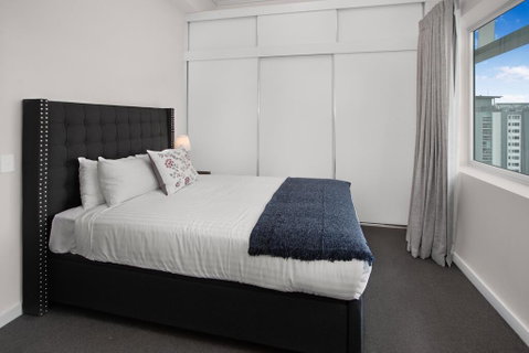 City-Centre Apartment With River Views And Balcony - Tourism Adelaide 1