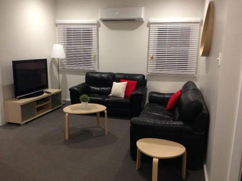 Colonial Lodge Motor Inn - Tourism Adelaide 0