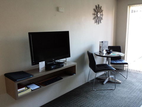 Comfort Inn Towradgi Beach - Tourism Adelaide 0