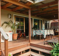 Comfortable Outdoor Entertaining Lake Walks - Tourism Adelaide