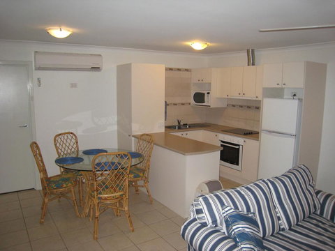 Como Apartments - Geraldton - Tourism Adelaide 0