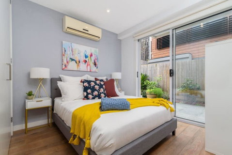 Convenience And Luxury In Carnegie - Tourism Adelaide 2