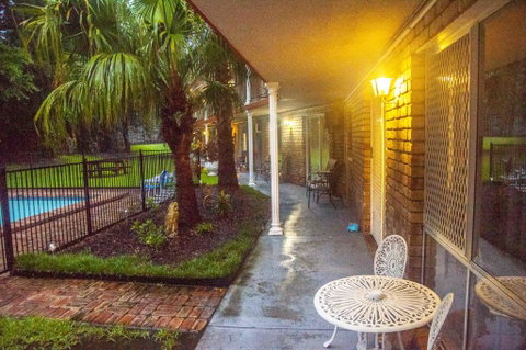 Coomera Motor Inn - Tourism Adelaide 3