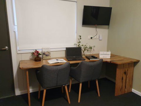 Cornwall House Accommodation - Tourism Adelaide 3