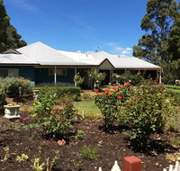 Crabapple Lane - Tourism Adelaide