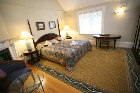 Darcy's Hotel - Tourism Adelaide 3