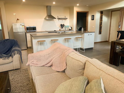 Daysend Cottages - Tourism Adelaide 1