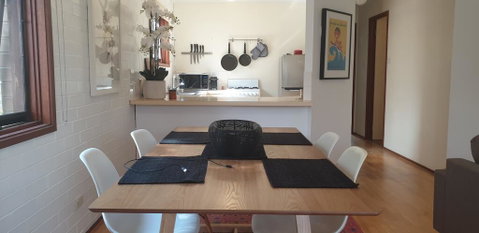 Elegant And Relaxing Apartment Few Mins To Canberra Racecourse - Tourism Adelaide 1
