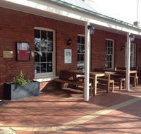 Emeu Inn Bed  Breakfast - Tourism Adelaide