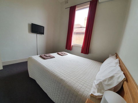 Empire Hotel Goulburn - Tourism Adelaide 1