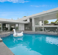 Essence of Broadbeach - Tourism Adelaide