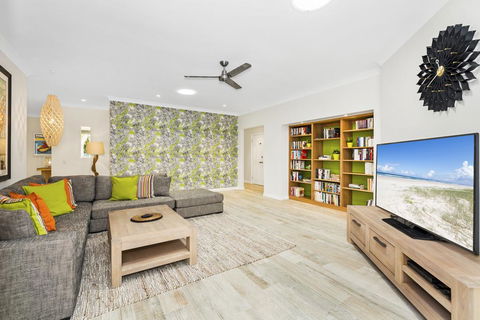 Fairlight - Tweed Coast Holidays - Tourism Adelaide 1