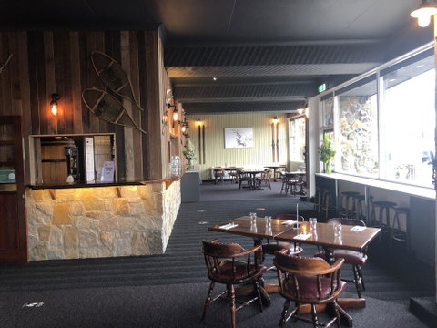 Falls Creek Hotel - Tourism Adelaide 3