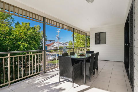 Family-Size Duplex In Quiet Neighbourhood - Tourism Adelaide 3