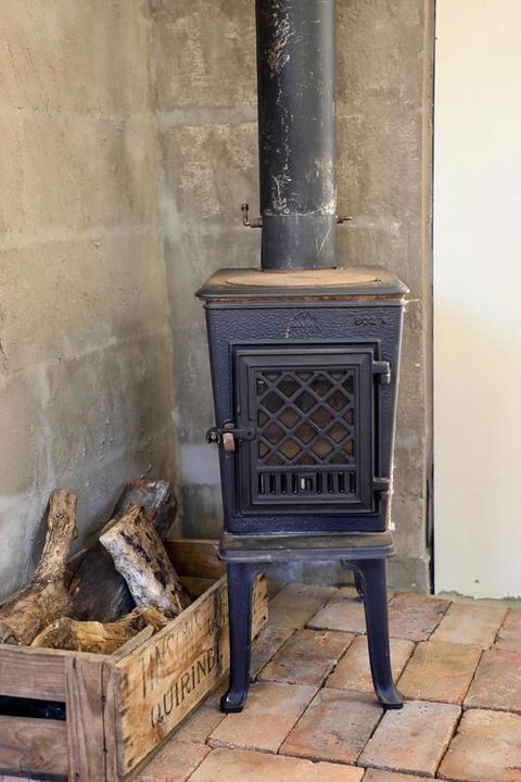 Fig Tree Cabin - Tourism Adelaide 3