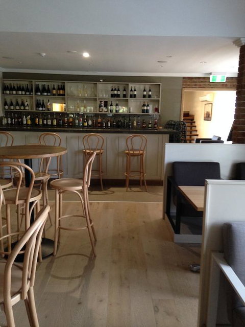 Francis Phillip Motor Inn And The Lodge - Tourism Adelaide 3