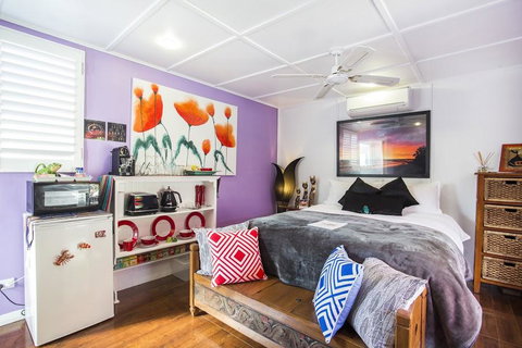 Frog Hollow - Tourism Adelaide 0