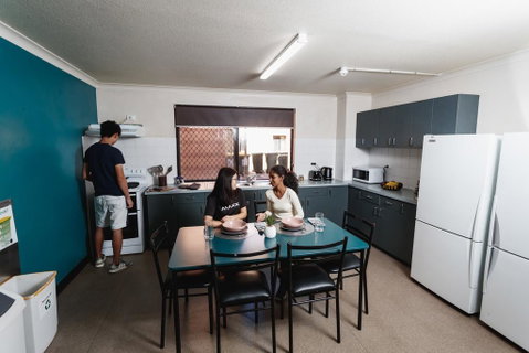 Guild House 6 Bedroom Flat - Tourism Adelaide 2