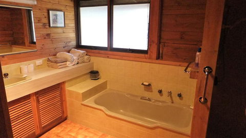 Gunyah Valley Retreat - Tourism Adelaide 2