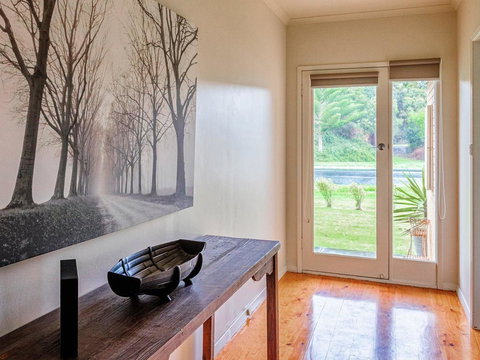 HAKUNA MATATA (No Worries) - Tourism Adelaide 0