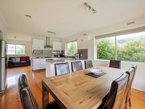 HAKUNA MATATA (No Worries) - Tourism Adelaide 3