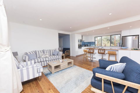 HAMPTONS - Tourism Adelaide 3