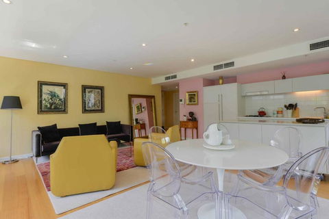 HAZEL Chapel St Socialite. Pool, Spa & Gym - Tourism Adelaide 1